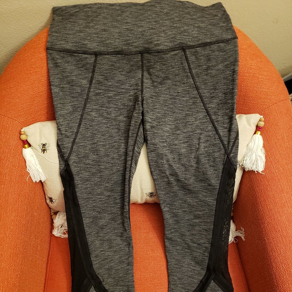 Athleta mesh panel leggings
